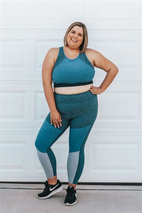 curvy lorn|Women's Activewear and Workout Clothes .